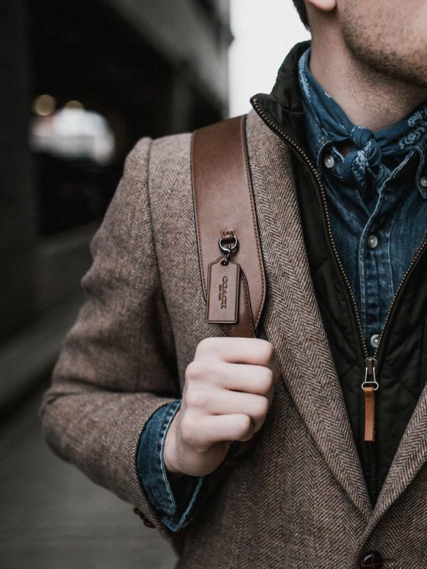 andrew-neel-HqtYwlY9dxs-unsplash CG02-HD SUPER WHITE