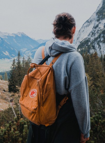 florian-weichelt-oBUkiqaSEME-unsplash copy CG02-HD SUPER WHITE